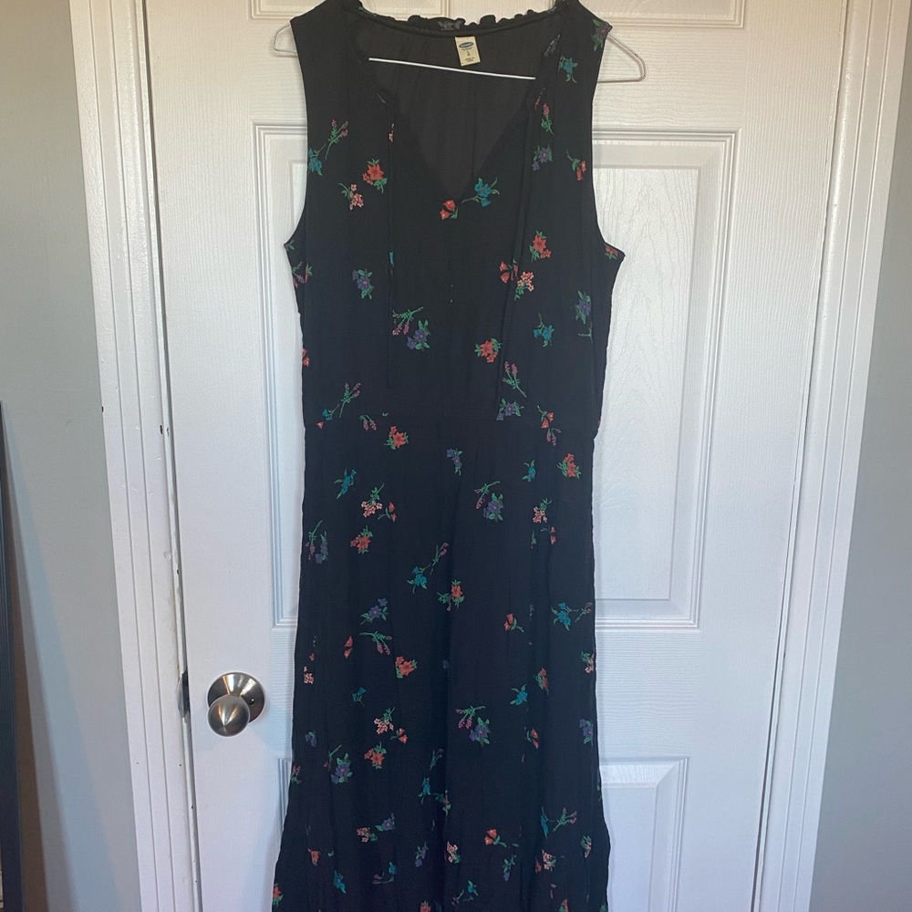 Old Navy Black Dress Floral Sleeveless Large